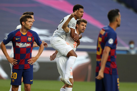 Trực tiếp bốc thăm vòng 1/8 Champions League: Chelsea, Barca gặp khó