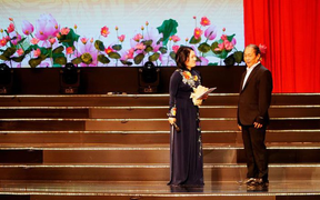 Cảm động câu chuyện hai ông cháu lái đò cứu gần 100 người thoát dòng lũ dữ