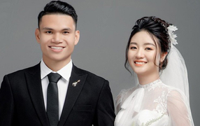 Nhan sắc vợ sắp cưới của tuyển thủ Việt Nam Phạm Xuân Mạnh