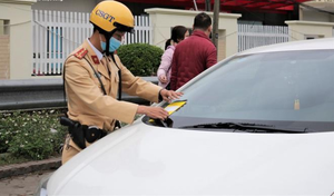 Chây ì đóng tiền phạt nguội: Nên bị tính lãi cao, hủy luôn đăng kiểm