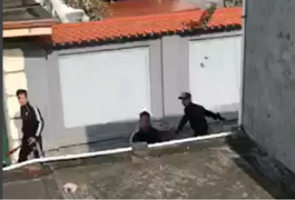 Nhóm côn đồ ở Hải Phòng mang theo hung khí đập phá nhà dân