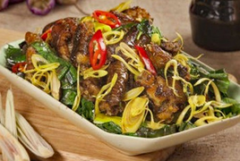 Món ngon dễ làm: Lươn xào sả ớt ngon khó cưỡng