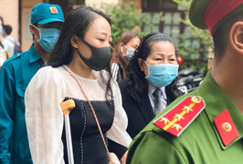 Nữ tiếp viên hàng không bị xe Mercedes tông: Bản án tòa đưa ra quá nhẹ