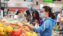 Saigon Co.op: Hệ thống siêu thị đầu tiên rầm rộ giảm giá hàng Tết