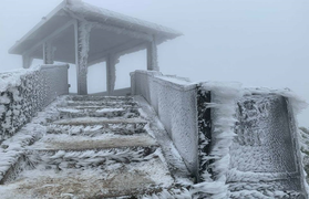 Biển Đông sắp hứng bão, vùng núi phía Bắc có thể xuất hiện băng giá