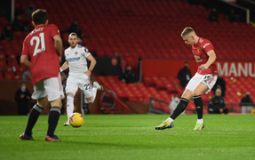 McTominay lập kỷ lục trong trận thắng 6-2 của Man Utd