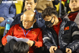 HLV Park Hang Seo cầu cứu VFF, V-League sẽ phải thay đổi?