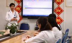 Người thầy thuốc hết lòng vì người bệnh