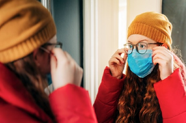 7 mẹo hay giúp bạn không bị mờ kính khi đeo khẩu trang