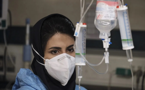 Một năm nỗ lực chống COVID-19 của thế giới nguy cơ 'đổ sông bể'