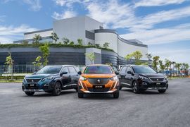 Peugeot tạo 'cú hích' cuối năm, giao xe trước thềm năm mới