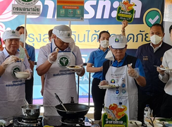 Ổ dịch COVID-19 ở Thái Lan: Thống đốc nhiễm bệnh, tiểu thương tự tử