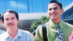 Báo Thái Lan: Kiatisak nhận 44,1 tỷ đồng từ bầu Đức