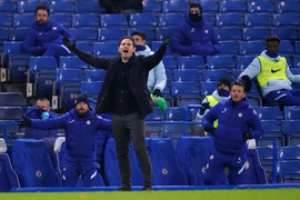 HLV Lampard: 'Thất vọng vì không đủ thời gian nâng tầm Chelsea'