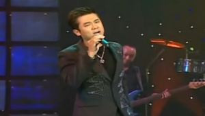 Những ca khúc đình đám một thời của ca sĩ Vân Quang Long