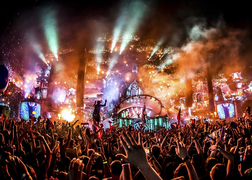 Bỏ túi ngay 3 kiểu 'quẩy' đêm Countdown 2021 dành cho giới trẻ