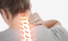 Dấu hiệu thoát vị đĩa đệm cổ và cách chữa