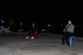 Phát hiện 4 phụ nữ chi 350 USD để nhập cảnh trái phép 