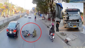 Video: Phanh gấp cứu người, xe ben gặp họa từ phía sau