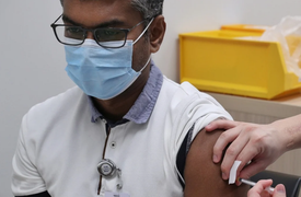 Người dân Singapore chỉ được tiêm, không được chọn vaccine ngừa COVID-19