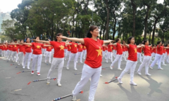 Tuổi thọ trung bình của người Việt năm 2020 là 73,7 tuổi