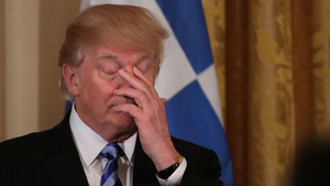 Cố vấn cấp cao của Tổng thống Trump từ chức