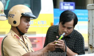 Gần 500 tài xế sử dụng ma tuý, gần 600 giáo viên dạy lái dùng bằng giả