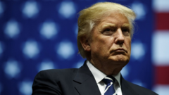 Tổng thống Trump sẽ từ chức sớm?