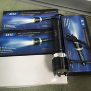 Khách 'thản nhiên' mang roi điện, đèn pin phát tia lửa điện lên máy bay