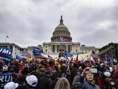 Chính trị gia Đức: Vỏ bọc hào nhoáng của nền dân chủ phương Tây đang dần mai một