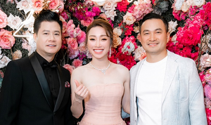 Chi Bảo tháp tùng bạn gái, gặp gỡ nhiều sao hạng A trong showbiz