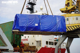 Ảnh: Robot đào hầm dự án đường sắt Nhổn - ga Hà Nội cập cảng Hải Phòng