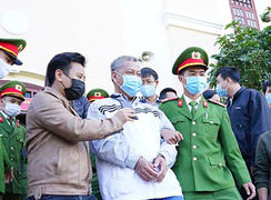 Một bị cáo nghi bị bệnh tâm thần, hoãn phiên tòa xử 'đại gia' Trịnh Sướng