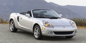 Vì sao Toyota MR2 Spyder là chiếc xe nguy hiểm nhất thế giới?