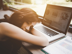 Vì sao nên ngủ trưa 15 phút mỗi ngày?