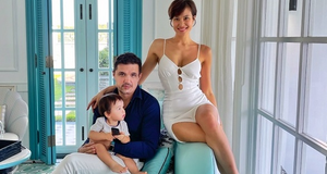 MC Phương Mai: Tôi đi ăn với bạn nam, chồng rủ luôn nhóm bạn đặt bàn bên cạnh