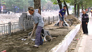 Lát đá vỉa hè tại Hà Nội: Chủ đầu tư thừa nhận sai sót