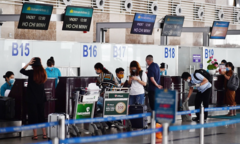 Lượng khách đặt vé máy bay dịp Tết hồi phục 
