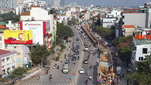 Video: Xén đê, xây tường bê tông tại dự án mở rộng đường Âu Cơ - cầu Nhật Tân