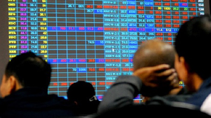 Đổ xô mở tài khoản giao dịch chứng khoán: Coi chừng mắc bẫy 'bong bóng'