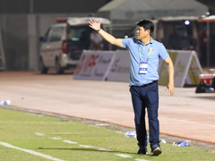 HLV Vũ Tiến Thành: 'HAGL chơi tốt, nhưng Sài Gòn FC kiên trì hơn' 