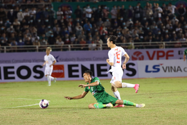 HAGL thua Sài Gòn FC, Kiatisak nói học trò phải kiểm điểm