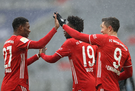 Video: Lewandowski lập công, Bayern giữ vững ngôi đầu 