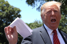 Thời đại Trump và những lỗ hổng trong lịch sử