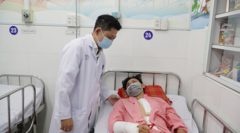 Hy hữu thiếu niên 14 tuổi vỡ động mạch chủ hoàn toàn được cứu sống