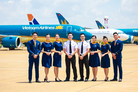 Hơn 200 triệu đồng hành khách bỏ quên được tiếp viên hàng không trả lại