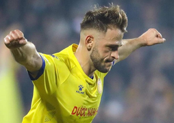 Bị thanh lý hợp đồng, tiền đạo ngoại tố CLB Nam Định 'dối trá'