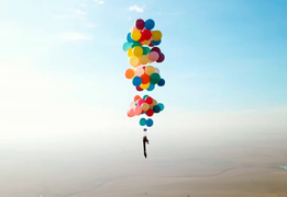 Đố mẹo: Dầu gì nhẹ như không khí?