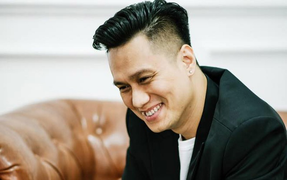 'Việt Anh lấc cấc, bố láo ngoài đời nhưng làm việc không chê vào đâu được'