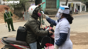 Ảnh: Bị phong tỏa chống COVID-19, cuộc sống ở xã Hưng Đạo thay đổi thế nào?